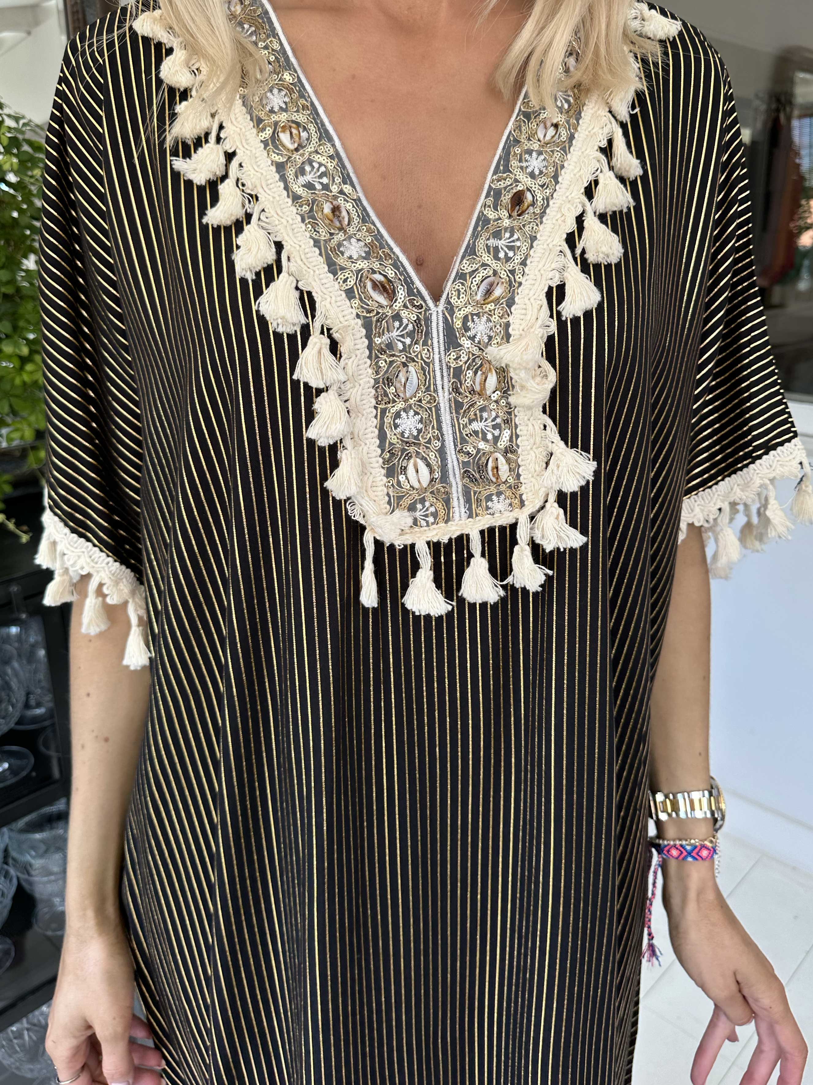 Dua Stripe - Lang tunikakjole med søde broderet detaljer